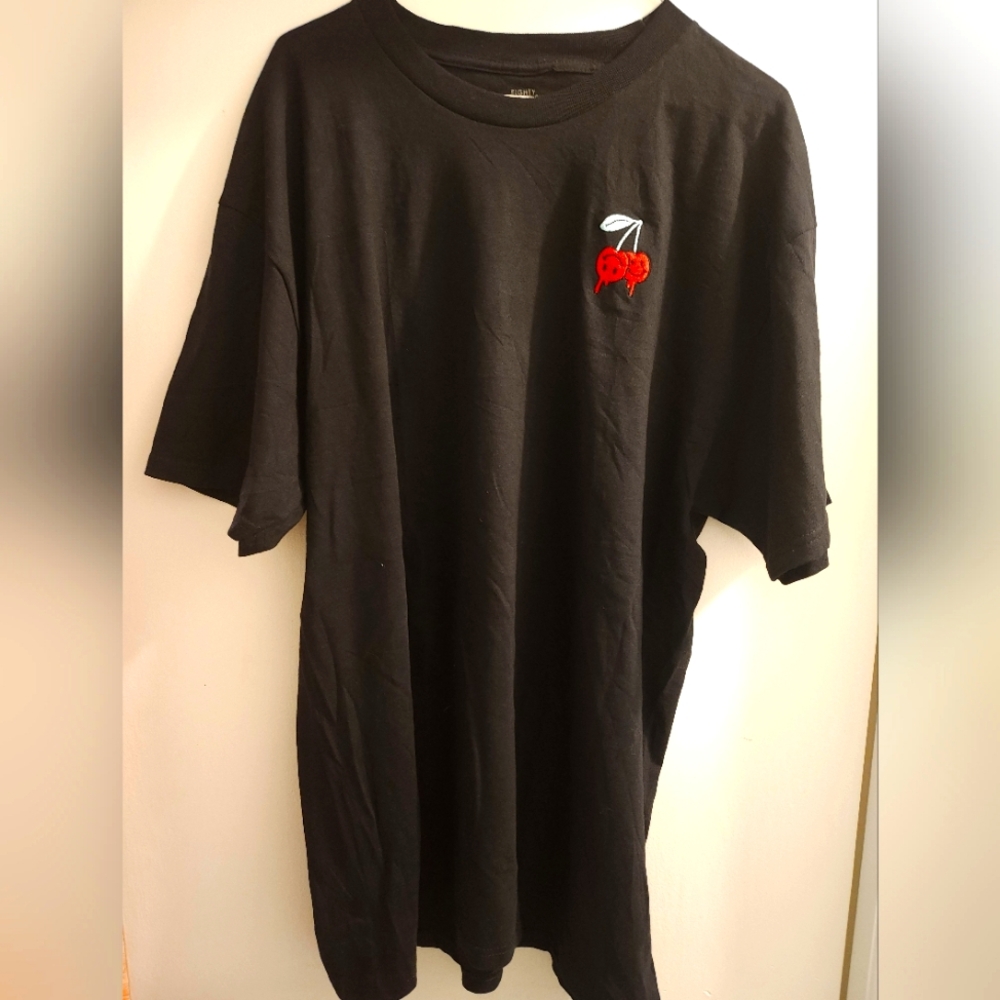 Eighty Eight Brand " Cherry" Tee. Size xl. Preloved.
